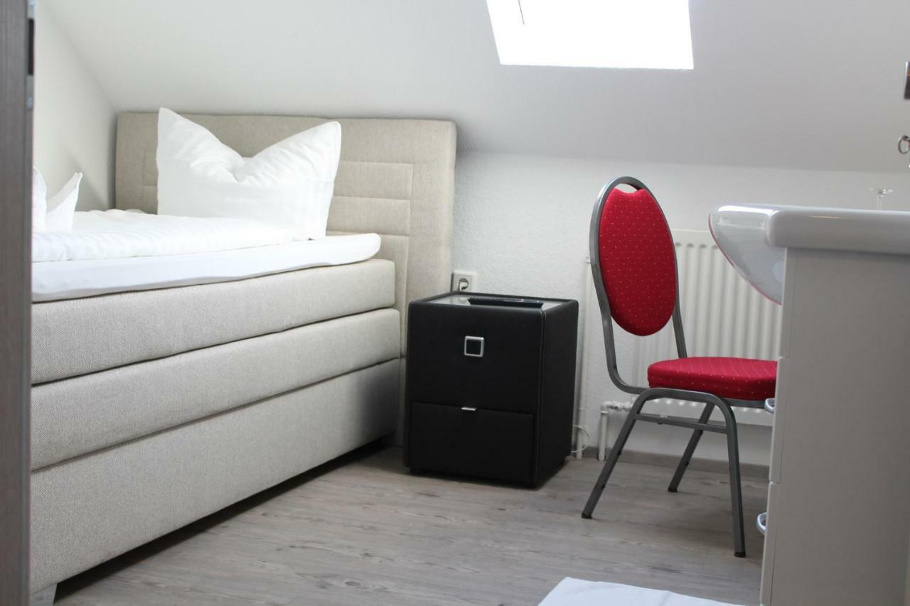 Gastehaus Hubertushof - 24H Check-In Hotel Hausen  Eksteriør billede